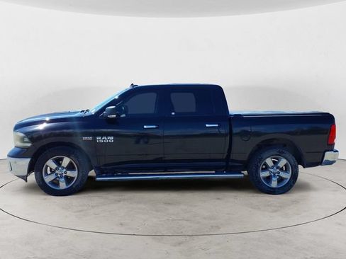 Used 2017 RAM 1500 Big Horn RWD image 2