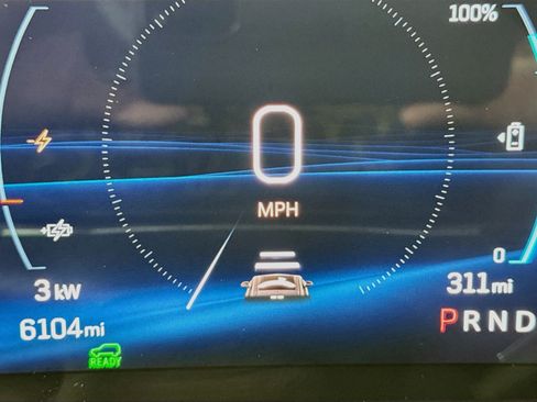 Used 2025 Cadillac Lyriq Sport AWD/4WD image 14