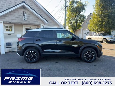 Used 2023 Chevrolet TrailBlazer LT w/ Convenience Package AWD/4WD image 8
