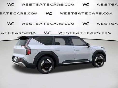 New 2026 Kia EV9 Light RWD image 18