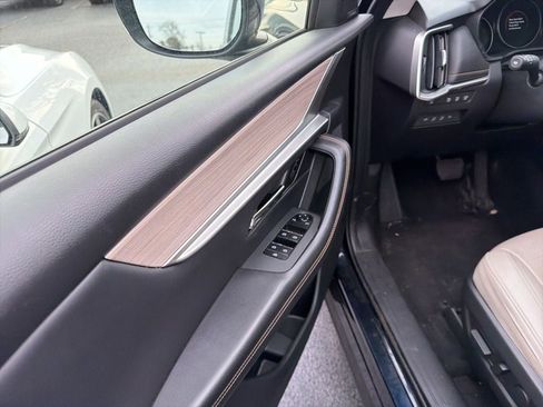 Used 2024 MAZDA CX-90 3.3 Turbo w/ Premium Package image 9