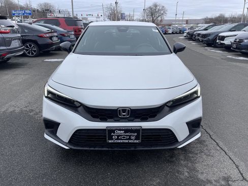 Used 2023 Honda Civic Sport image 16