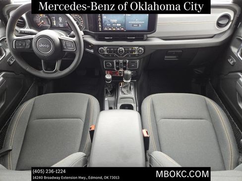 Used 2024 Jeep Wrangler Unlimited Sport AWD/4WD image 19