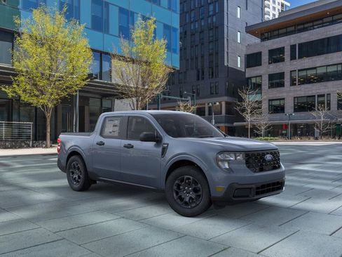 New 2026 Ford Maverick XLT image 7