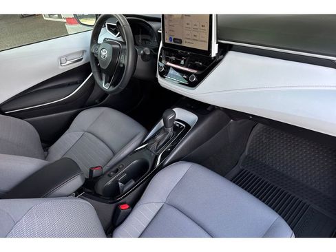 Used 2025 Toyota Corolla FX w/ Convenience Package image 17