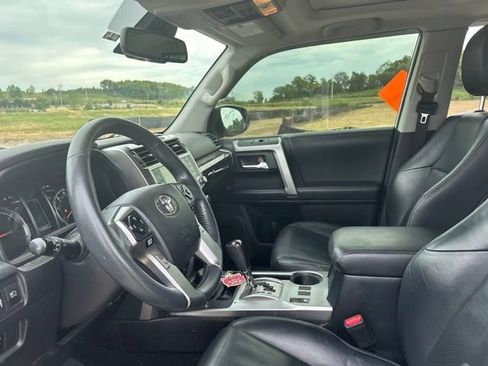 Used 2021 Toyota 4Runner Limited AWD/4WD image 10