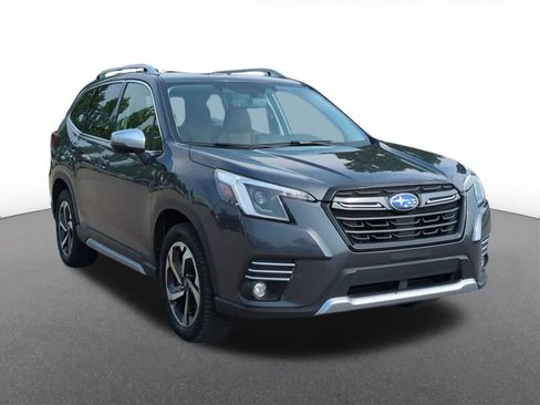Used 2023 Subaru Forester Touring w/ Popular Package #2 AWD/4WD image 8