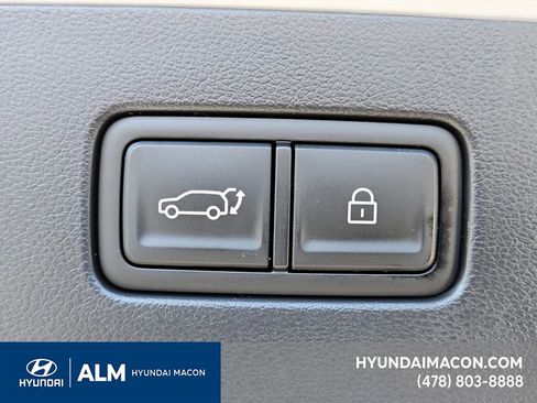 New 2026 Hyundai Ioniq 9 SEL image 15