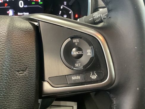 Used 2018 Honda CR-V Touring image 14