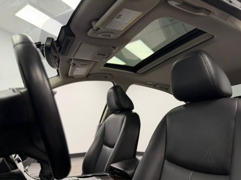 Used 2019 INFINITI Q50 Luxe RWD image 38