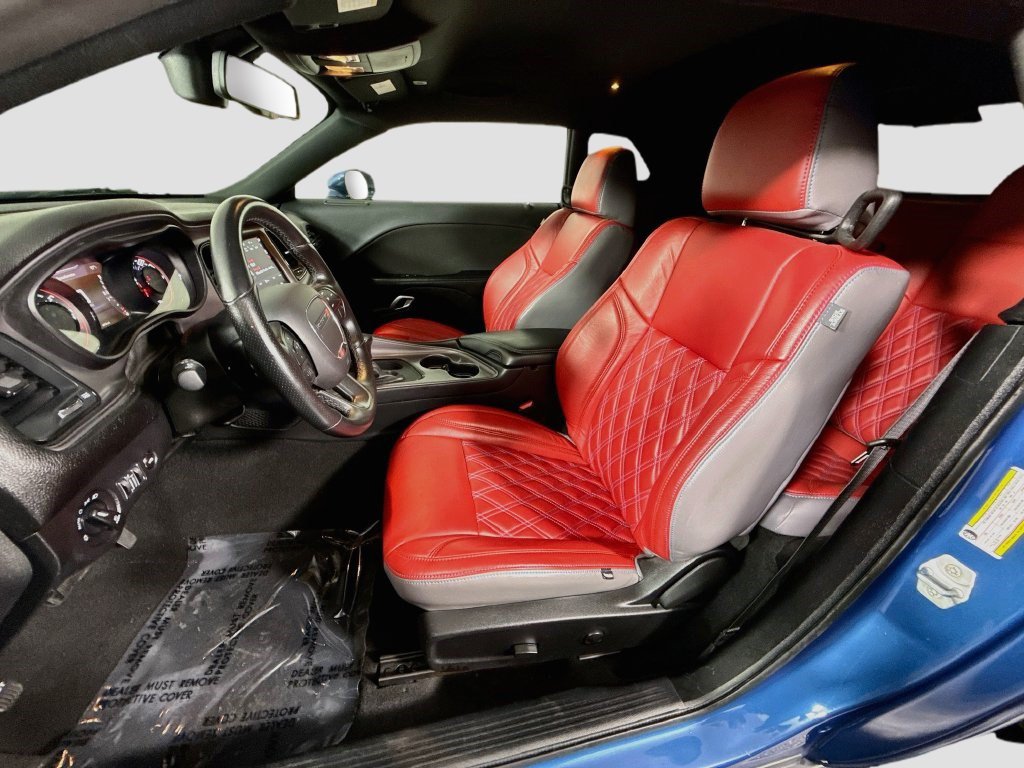 Used 2023 Dodge Challenger SXT w/ Blacktop Package RWD image 21