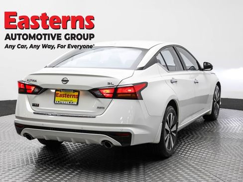 Used 2022 Nissan Altima 2.5 SL image 5