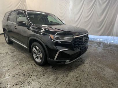 Used 2025 Honda Pilot EX-L