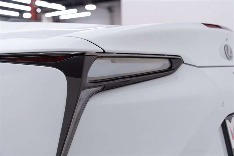 Used 2024 Lexus LC 500 Convertible RWD image 28