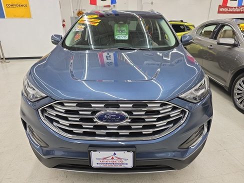 Used 2019 Ford Edge Titanium AWD/4WD image 2