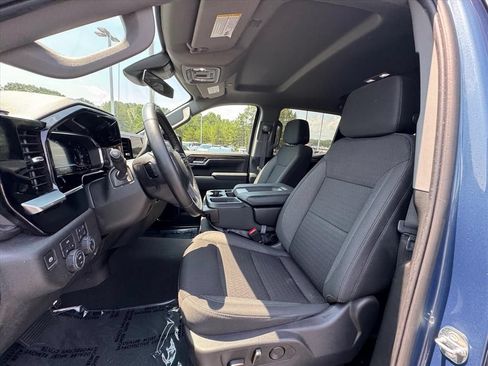 Used 2024 Chevrolet Silverado 1500 LT w/ Safety Package AWD/4WD image 17