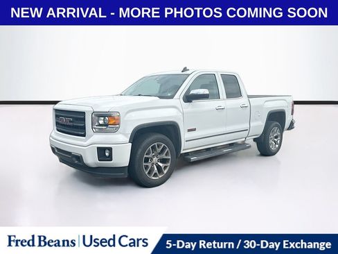 Used 2015 GMC Sierra 1500 SLE w/ All-Terrain Package AWD/4WD image 3