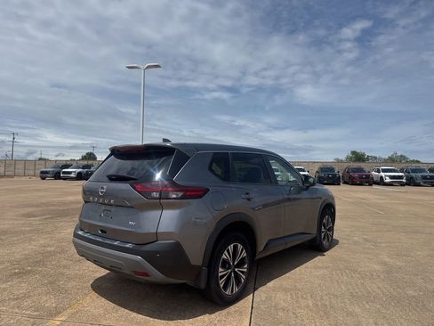Certified 2023 Nissan Rogue SV FWD image 19