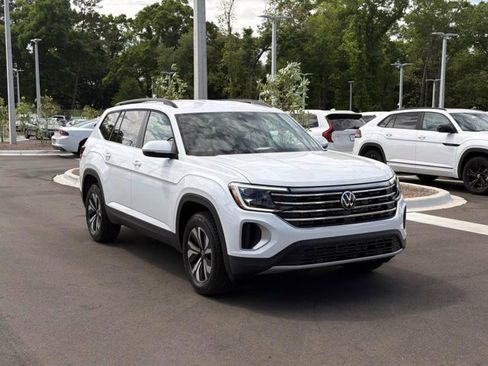 New 2026 Volkswagen Atlas SE FWD image 3