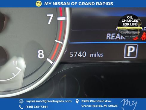 Used 2022 Nissan Sentra SV w/ Trunk Package image 28