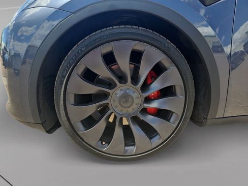 Used 2021 Tesla Model Y Performance AWD/4WD image 9