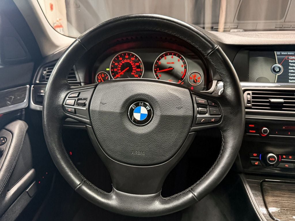 Used 2012 BMW 528i xDrive Sedan AWD/4WD image 30