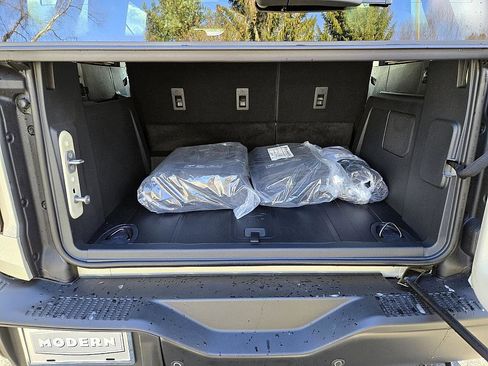 New 2025 Ford Bronco Badlands w/ Sasquatch Package image 15