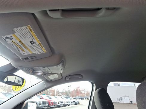 Used 2019 Chevrolet Equinox LT image 14