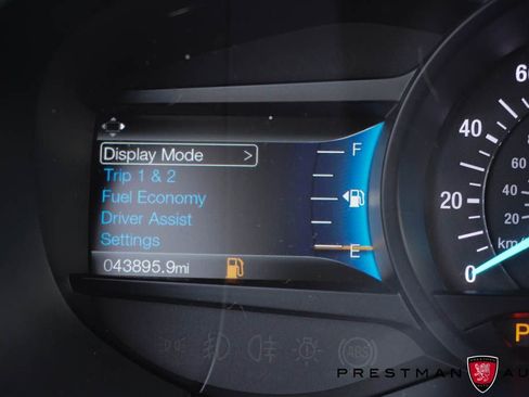 Used 2018 Ford Edge Titanium w/ Equipment Group 302A AWD/4WD image 31