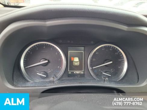 Used 2019 Toyota Highlander XLE image 15