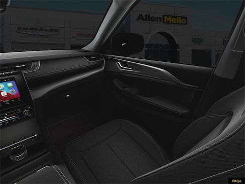 New 2025 Jeep Grand Cherokee Laredo X w/ Luxury Tech Group I image 19