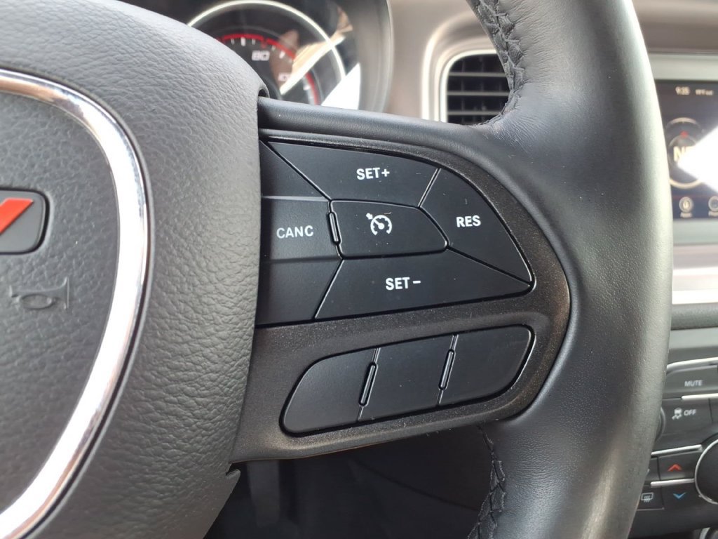 Used 2022 Dodge Charger SXT RWD image 32