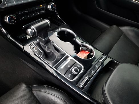 Used 2022 Kia Stinger GT-Line image 22