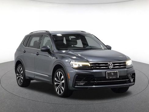Used 2021 Volkswagen Tiguan SEL Premium R-Line AWD/4WD image 3
