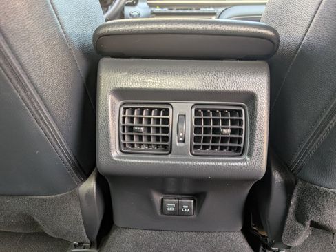Used 2026 Toyota Camry SE FWD image 7