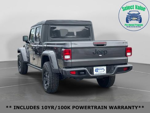 Used 2021 Jeep Gladiator Sport AWD/4WD image 4