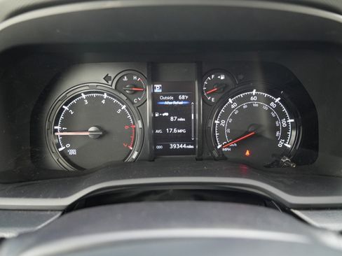Used 2024 Toyota 4Runner SR5 RWD image 12
