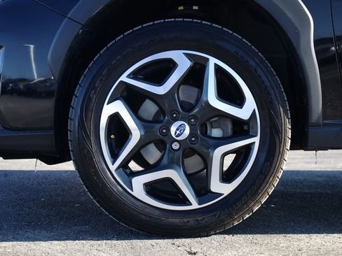 Used 2018 Subaru Crosstrek 2.0i Limited image 9