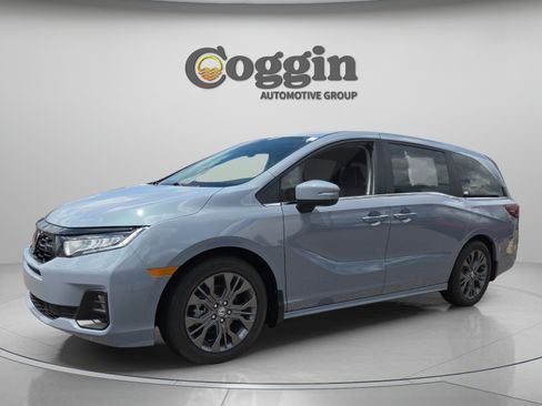 New 2026 Honda Odyssey Touring image 1