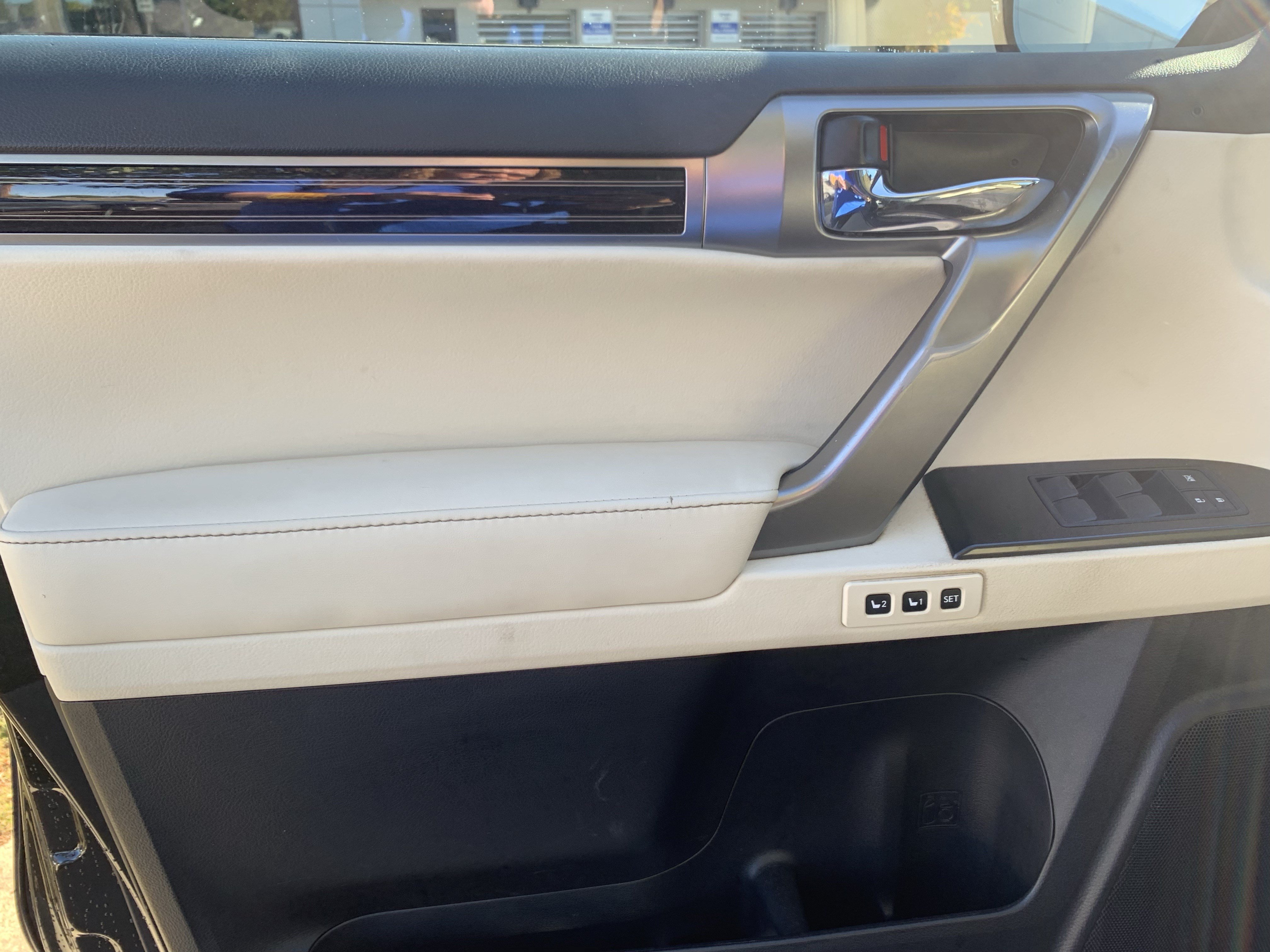 Used 2022 Lexus GX 460 Premium w/ Premium Package AWD/4WD image 14