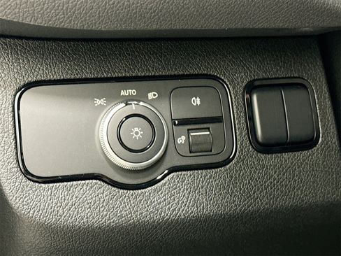 New 2025 Mercedes-Benz Sprinter 2500 image 11