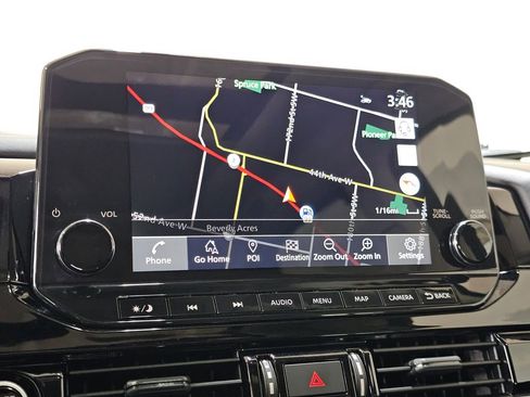 Used 2022 Nissan Pathfinder Platinum w/ Cargo Package image 14