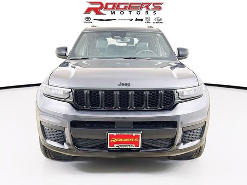 Certified 2024 Jeep Grand Cherokee L Laredo AWD/4WD image 2