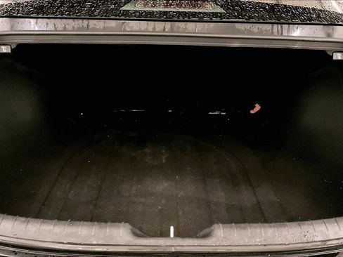 Used 2024 Hyundai Elantra SEL w/ Convenience Package image 33