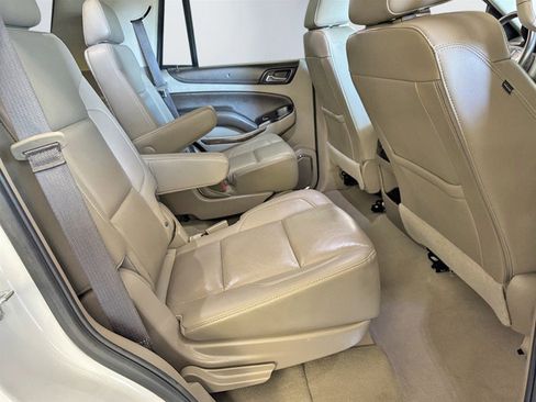 Used 2019 Chevrolet Tahoe LT w/ LT Signature Package image 29