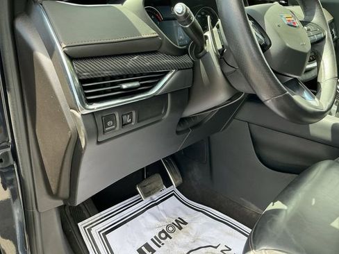 Certified 2023 Cadillac XT4 Sport AWD/4WD image 23