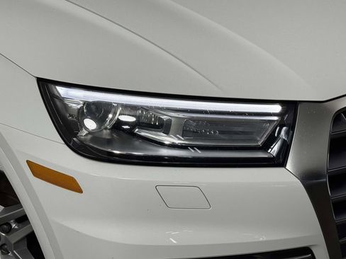 Used 2019 Audi Q5 2.0T Premium AWD/4WD image 15