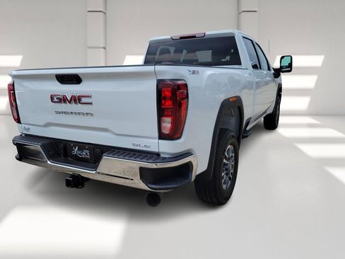 New 2025 GMC Sierra 2500 SLE w/ SLE Value Package; image 6