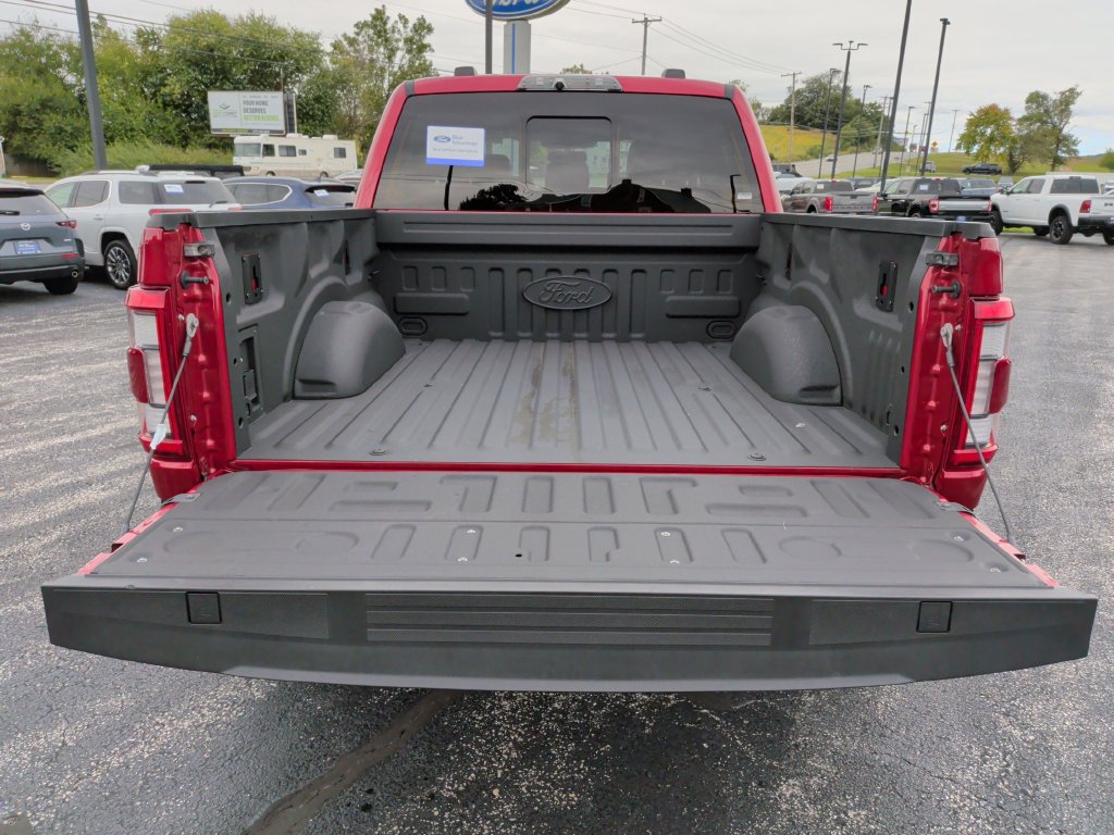 Certified 2022 Ford F150 Raptor w/ Raptor 37 Performance Package AWD/4WD image 32