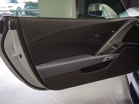 Used 2016 Chevrolet Corvette Z06 w/ 2LZ Preferred Equipment Group image 18